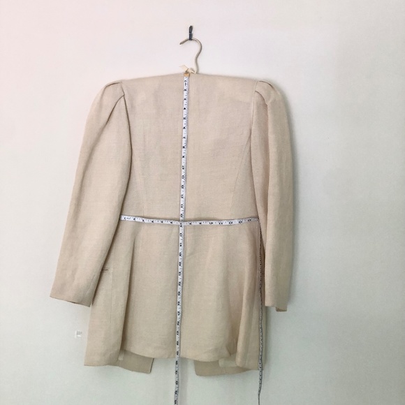 Jacket and skirt suit or separate. Fully lined. - Picture 8 of 11